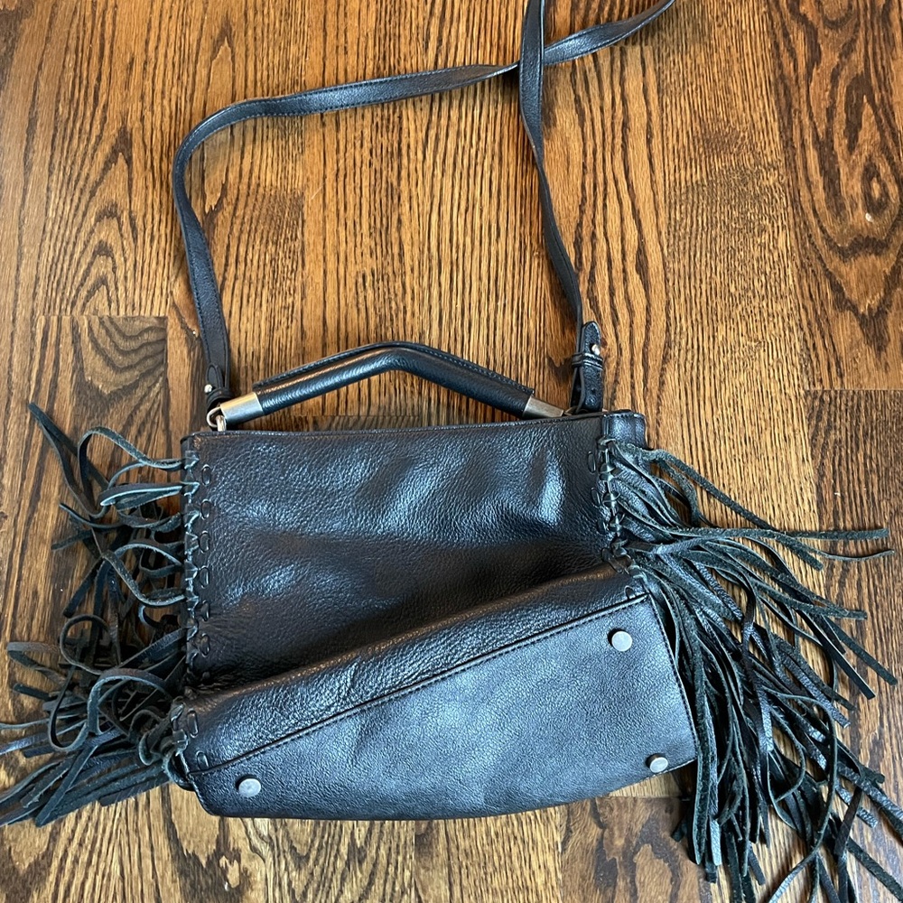 Fringe Purse - Picture 4 of 5
